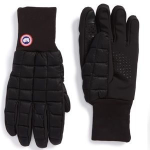 Canada Goose gloves